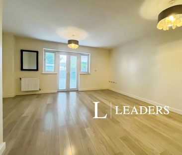 3 bedroom terraced house to rent - Photo 5