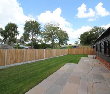 3 bedroom bungalow to rent - Photo 3