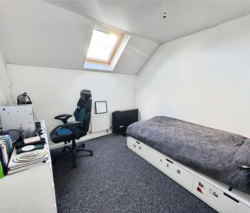 3 bedroom terraced house to rent - Photo 4