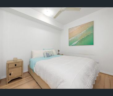 Fully Furnished Living in the Heart of New Farm! - Photo 3