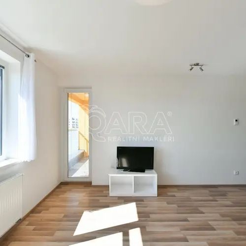 Byt 2+kk ve Vivusu, Praha 10 Uhříněves - Photo 1