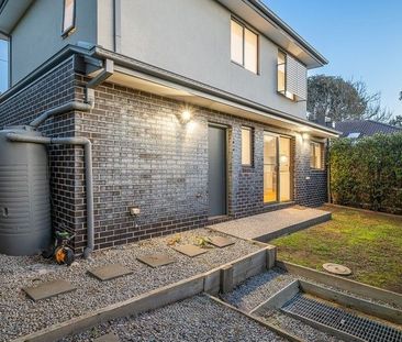 Effortless lifestyle in a great location! - Photo 5