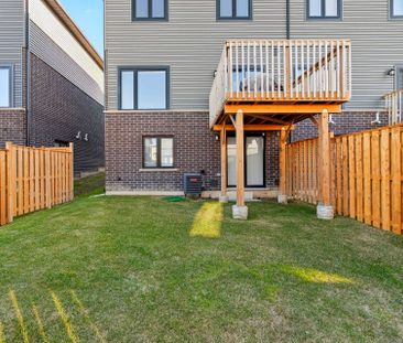 For Lease - 47 BENSLEY Lane, Hamilton, Ontario - Photo 1