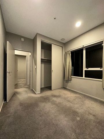 3 Bedrooms, Spacious, Quiet, Harbour Views - Photo 5