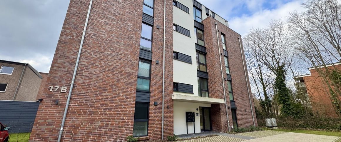 Moderne, teilmöblierte 2-Zimmer-Wohnung mit großzügiger Terrasse - Photo 1