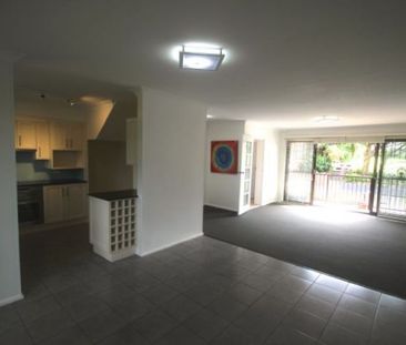 6/1 Holden Place, Kiama, NSW 2533 - Photo 2