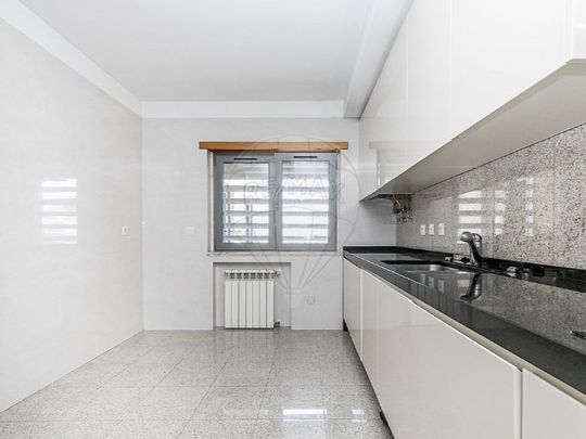 3 room luxury Apartment for rent in São Domingos de Benfica, Lisbon - Photo 1