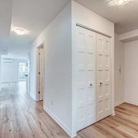 Logement 4 1/2 - Janvier 2026 - Photo 4