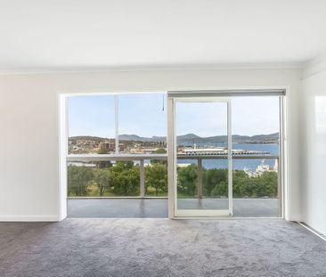 Stunning 2 Bedroom Apartment with Water Views - Photo 1
