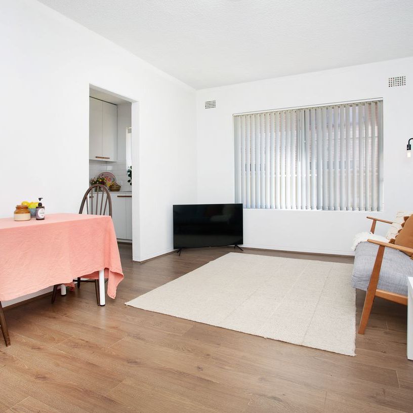 2 Bedroom Ground Floor Unit in the Heart of Campsie - Photo 1