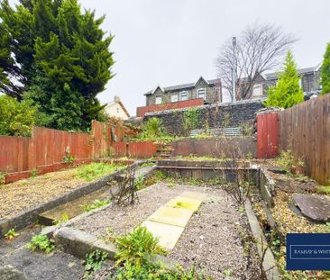 3 bedroom terraced house to rent - Photo 3