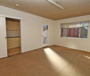 TWO BEDROOM IN GREAT LOCATION! - Photo 1