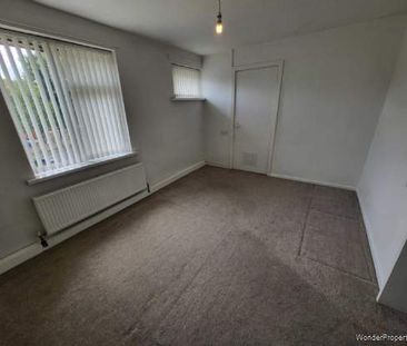 2 bedroom property to rent in Dewsbury - Photo 1