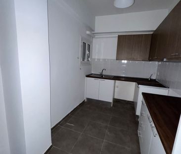 Ενοικίαση κατοικίας, 51 τ.μ., Καλλιθέα, 550 € - Photo 2