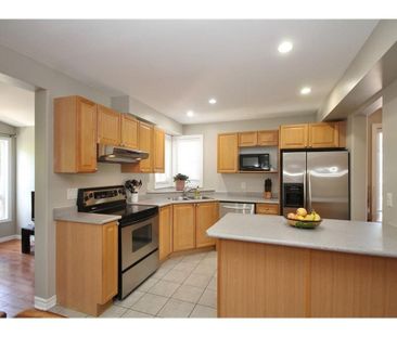 For Lease - 24 Wallsend Avenue, Kanata, Ontario - Photo 2