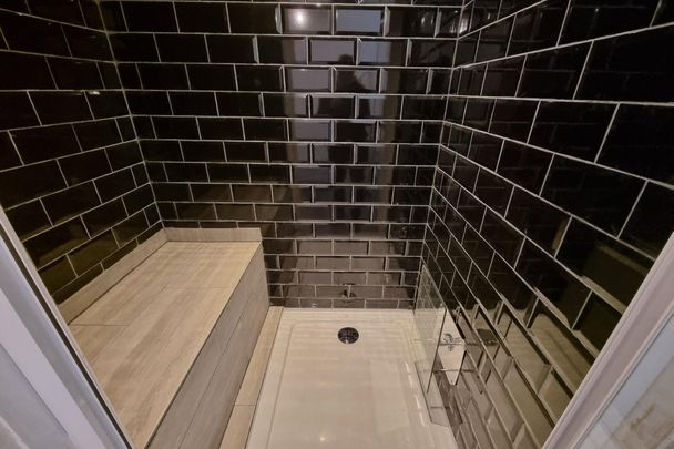 High Street - Photo 1