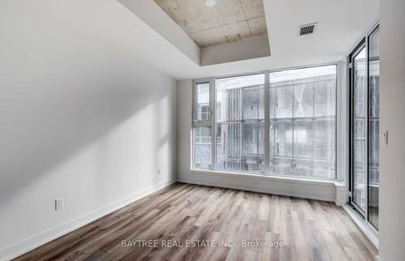 Riverside Square Lofts 15-45 , #719 - Photo 2