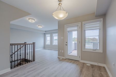 For Lease - 125 Toucan Trail, Oakville, Ontario - Photo 2