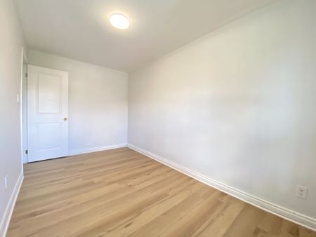 For Lease - 6 Deblyn Drive, Toronto, Ontario - Photo 2