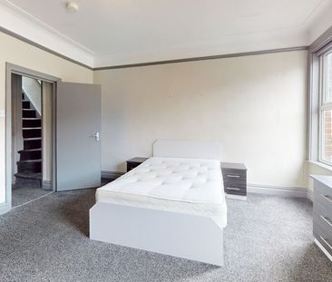 Stanmore Road, Burley - Photo 5