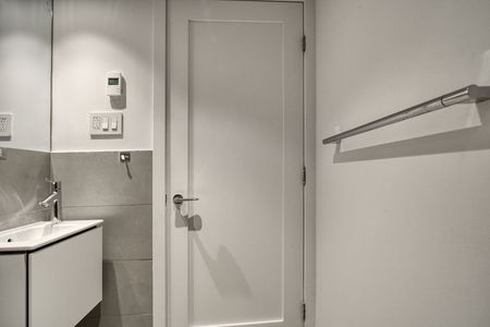 4570-4590 Queen Mary - Photo 4