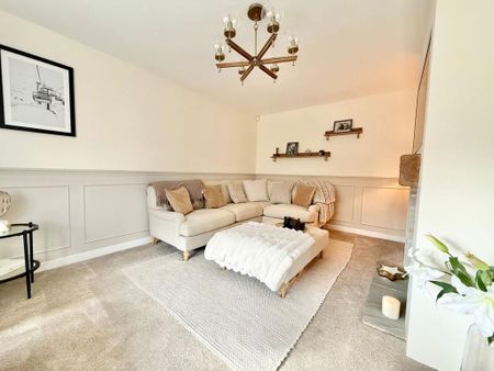 4 bedroom semi-detached house to rent - Photo 3