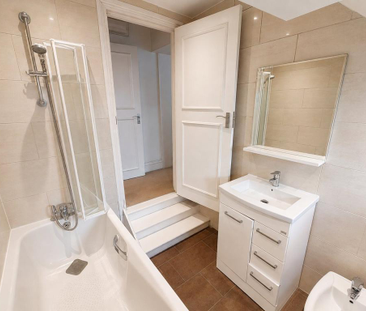 3 bedroom flat to rent - Photo 5