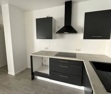 Beau deux pieces à Limay proche gare. - Photo 1