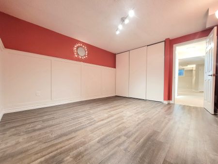 For Lease - 88 Leggott Avenue, Barrie, Ontario - Photo 5