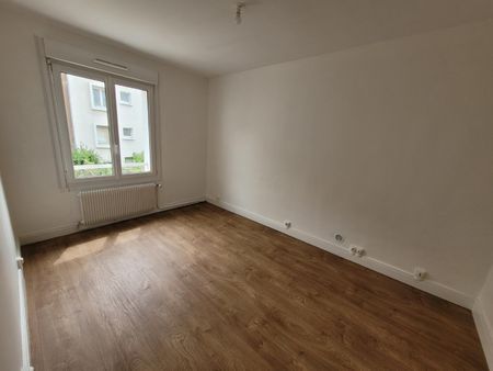 Location Appartement 3 pièces 45m² BOULOGNE SUR MER 62200 - Photo 2