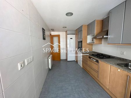 3 room luxury Flat for rent in Valencia, Spain - Photo 3