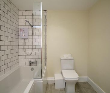 3 bedroom maisonette to rent - Photo 4