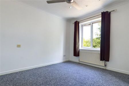 2 bedroom maisonette to rent - Photo 3