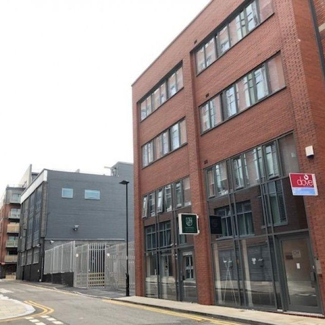 Studio to rent - Photo 1