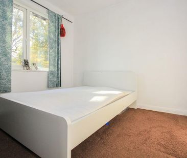 1 bedroom ground floor maisonette to rent - Photo 3