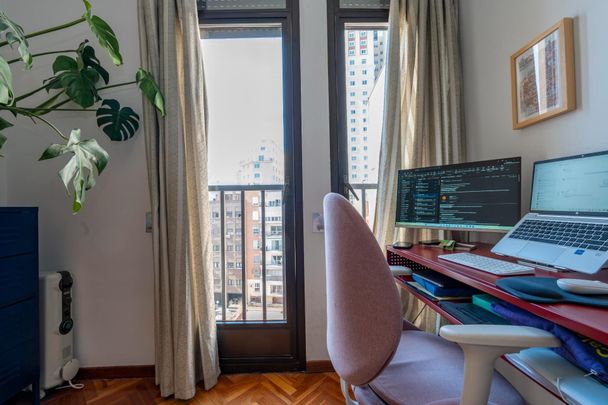 Piso de alquiler en Plaza Conde de Toreno, Universidad - Malasaña - Photo 1