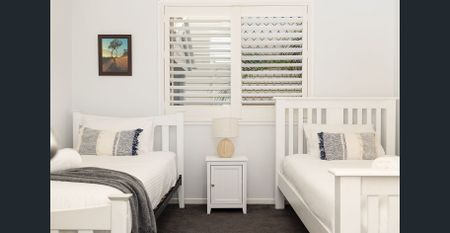 Family Pool Home by the Seaside|Pet Friendly - Photo 4