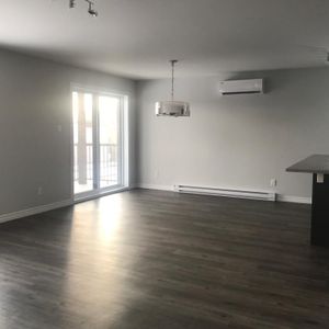 4 1/2 À LOUER (BROMPTONVILLE) - Photo 2