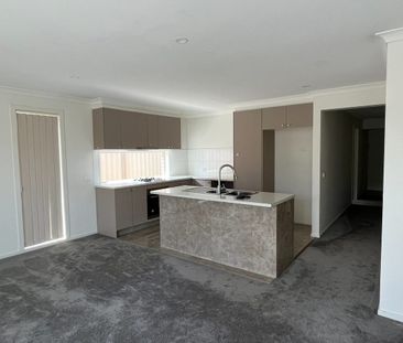 MODERN ELEGANCE MEETS CONVENIENCE - Photo 5