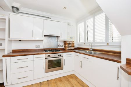 2 bedroom apartment to rent Beechwood Avenue, Bournemouth, BH5 - Photo 5