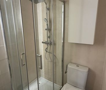 Location Appartement 2 pièces 22m² CANNES 06400 - Photo 3