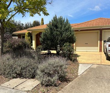 6 Elidon Crescent, 3030, Point Cook Vic - Photo 1