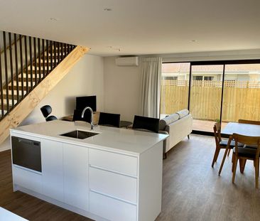 2/45 Division Street, Riccarton Christchurch 8041 - Photo 3