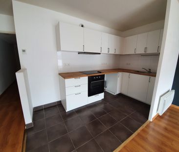 Location Appartement 2 pièces 53m² LILLE 59000 - Photo 4