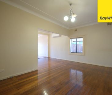 WELL PRESENTED FOUR BEDROOM FAMILY HOME - Photo 1