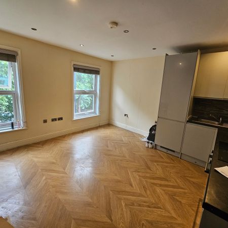 1 Bed Flat, Rear Of, SW19 - Photo 3