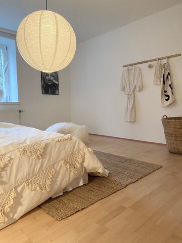 Großzügige helle 2 Raum-Wohnung im Erdgeschoß in ruhiger Lage **bei den Bildern handelt es sich um Einrichtungsbeispiele** - Foto 4