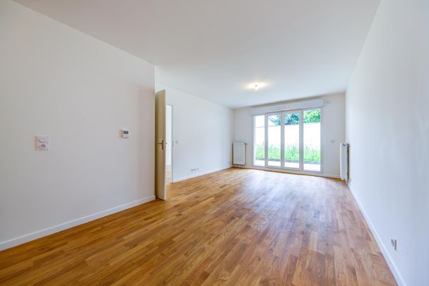 location Appartement F4 DE 79.7m² À VILLIERS SUR MARNE - Photo 1