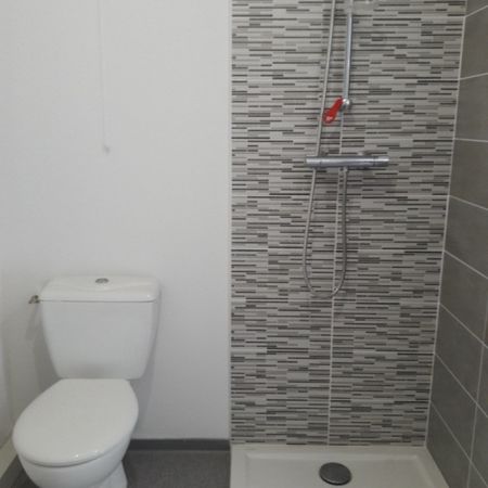 Location Appartement 1 pièce 18m² NIMES 30000 - Photo 4