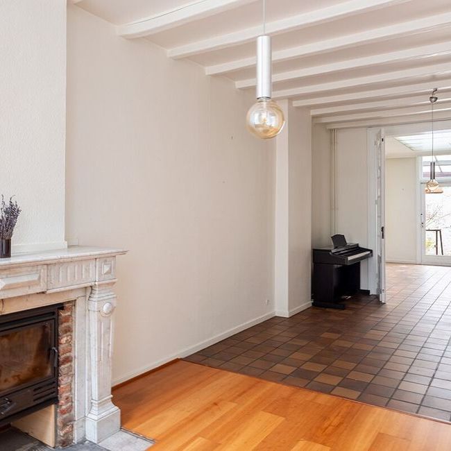 Woning te huur in Antwerpen voor € 2.750 met 4 slaapkamers - Photo 1
